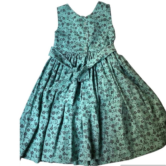 Peques Floral Smocked Dress - Picture 7 of 7